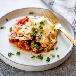 Low Carb Chicken Casserole | easy chicken dinner by It's Yummi