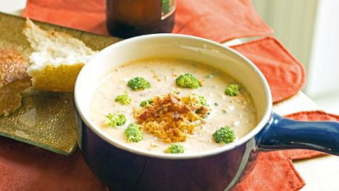 Broccoli Bacon Beer Cheese Soup Recipe It S Yummi