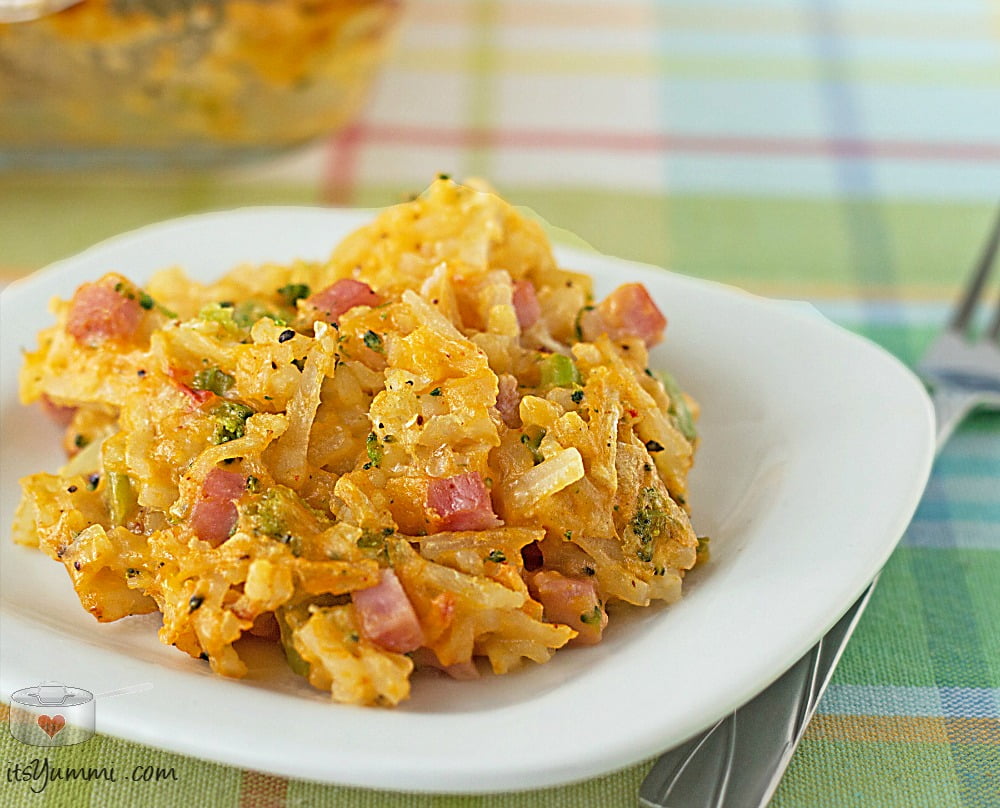 https://www.itsyummi.com/wp-content/uploads/2014/12/broccoli-cheddar-hashbrown-casserole-image.jpg